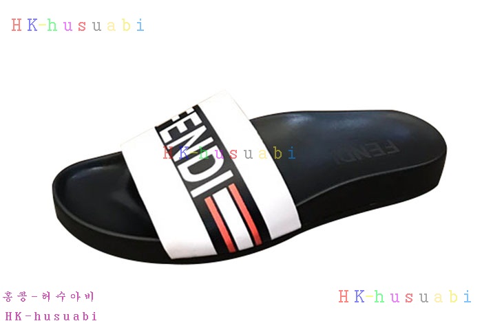 NEW 펜디 슬리퍼 신상 FD 9673351