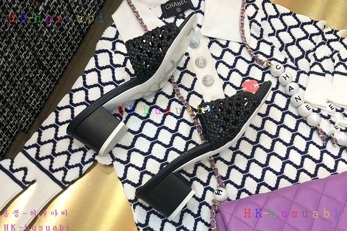 NEW 샤넬 샌들 신상 C 557661
