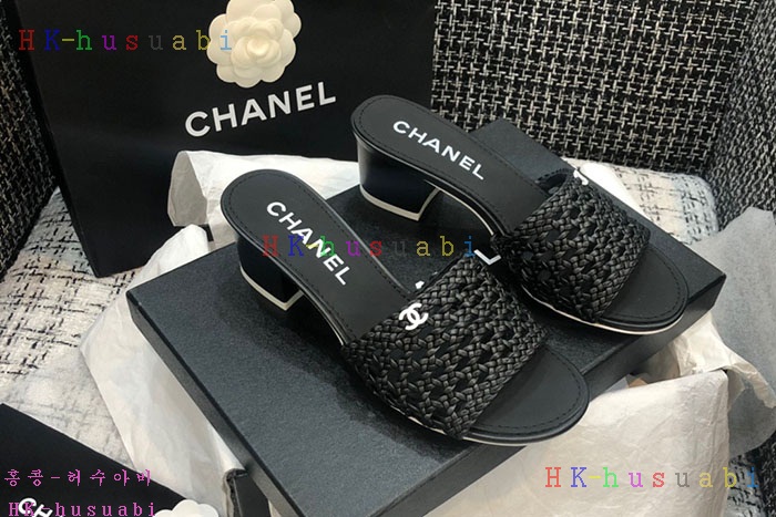 NEW 샤넬 샌들 신상 C 557661