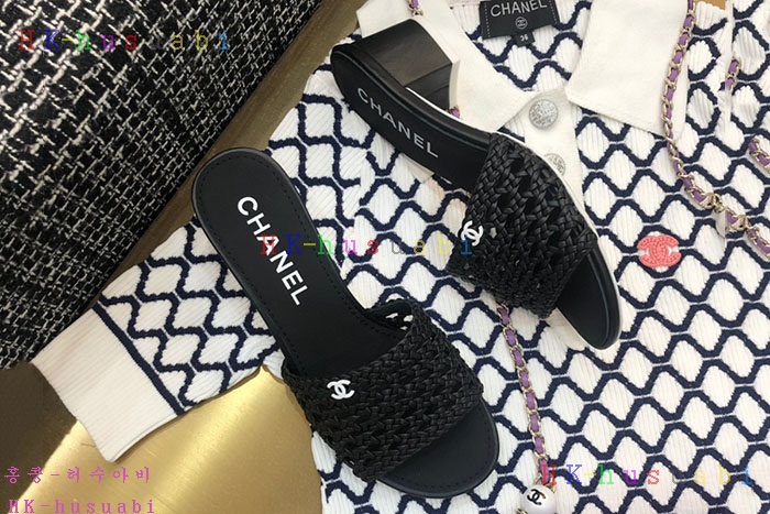 NEW 샤넬 샌들 신상 C 557661