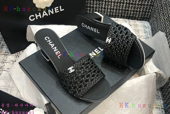 NEW 샤넬 샌들 신상 C 557661