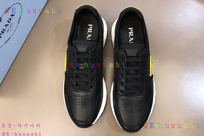 NEW 프라다 스니커즈 신상 P 857720