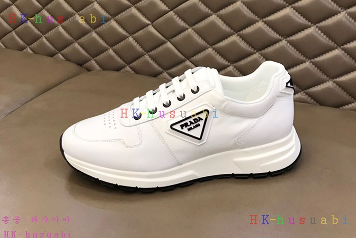 NEW 프라다 스니커즈 신상 P 857723