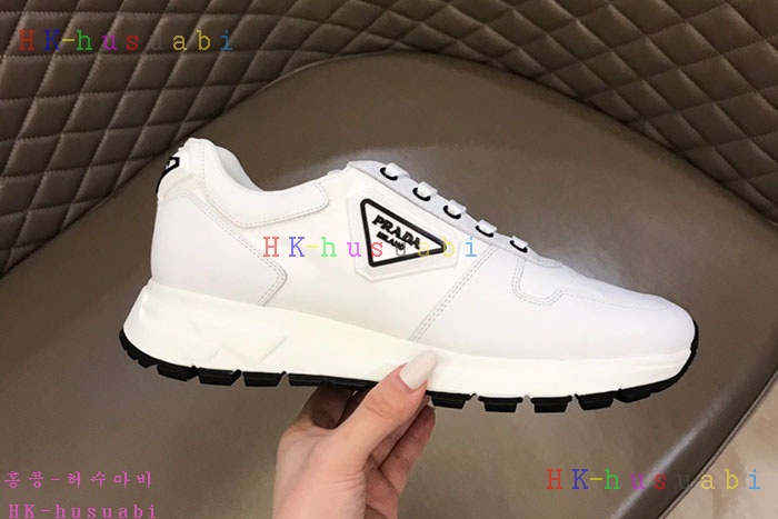 NEW 프라다 스니커즈 신상 P 857723