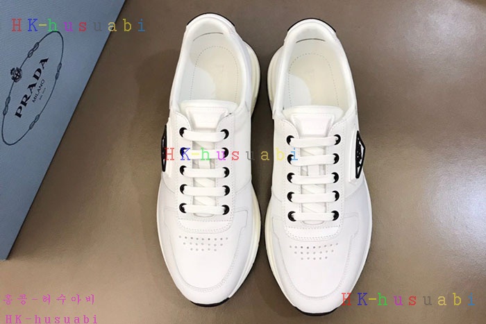 NEW 프라다 스니커즈 신상 P 857723