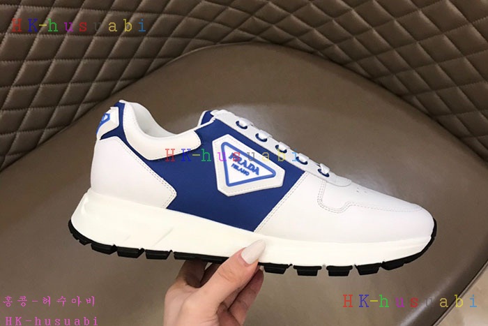 NEW 프라다 스니커즈 신상 P 857724