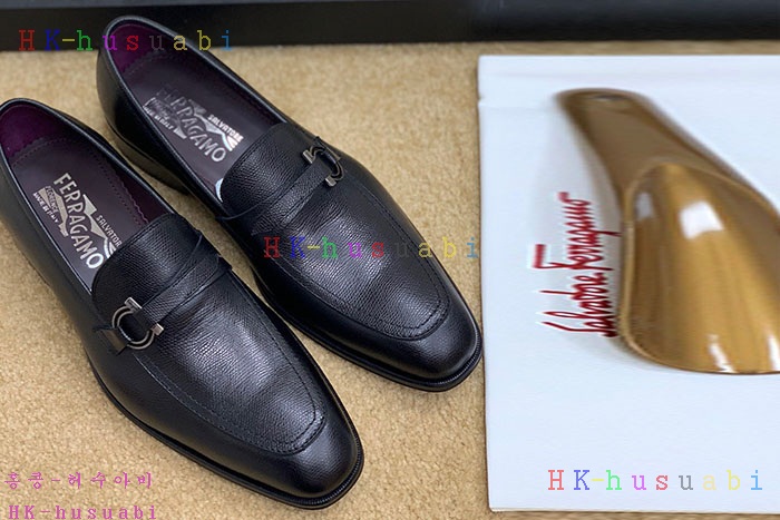 NEW 페라가모 신발 신상 F 824550