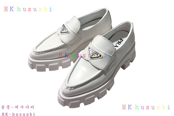 NEW 프라다 여성 스니커즈 P 455825