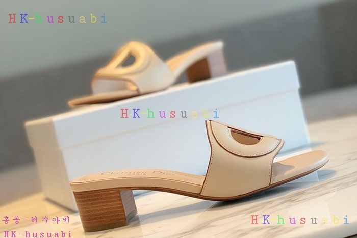 NEW 디올 샌들 신상 DR 872267