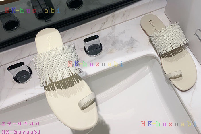 NEW 디올 샌들 신상 DR 872286