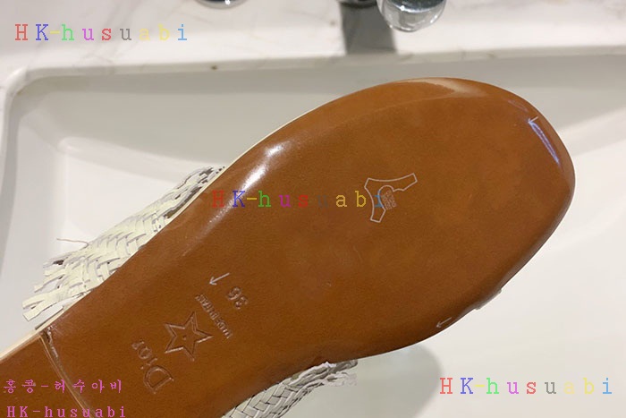 NEW 디올 샌들 신상 DR 872286