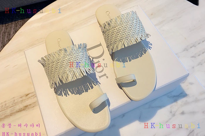 NEW 디올 샌들 신상 DR 872286