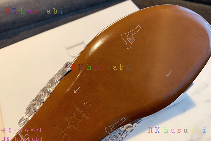 NEW 디올 샌들 신상 DR 872288