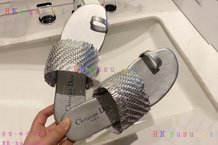 NEW 디올 샌들 신상 DR 872288