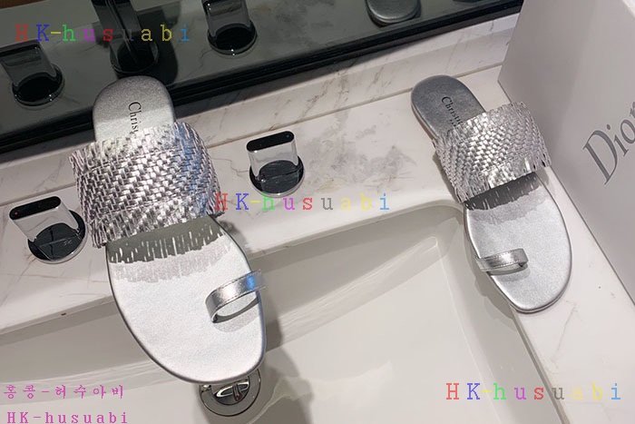 NEW 디올 샌들 신상 DR 872288