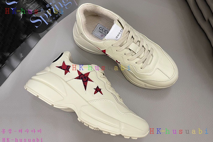 NEW 구찌 스니커즈 신상 GU 675623
