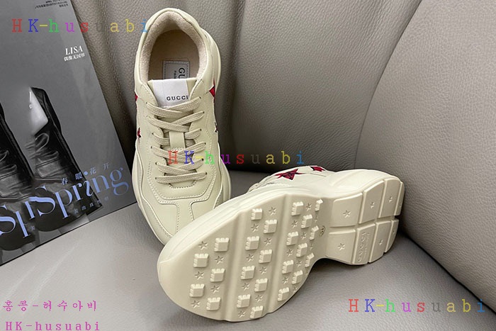 NEW 구찌 스니커즈 신상 GU 675623