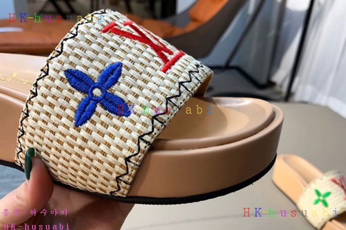 NEW 루이비통 샌들 신상 LV 857773