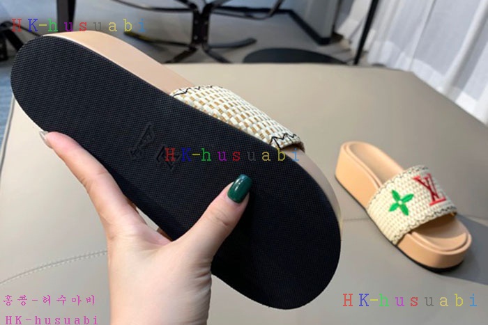 NEW 루이비통 샌들 신상 LV 857773