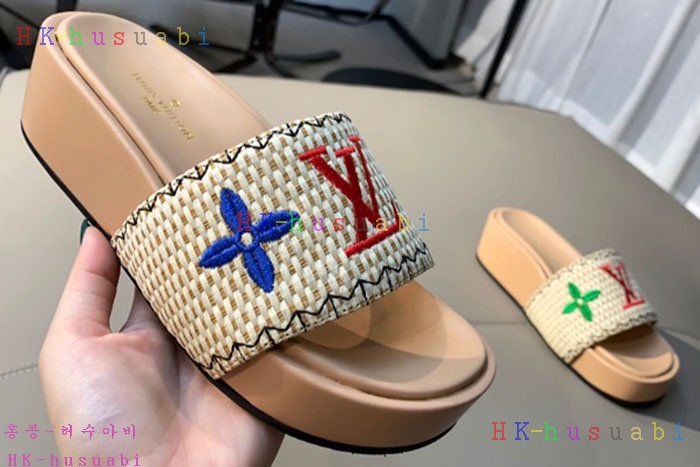 NEW 루이비통 샌들 신상 LV 857773