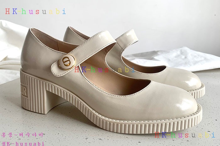 NEW 디올 신발 신상 DR 678821