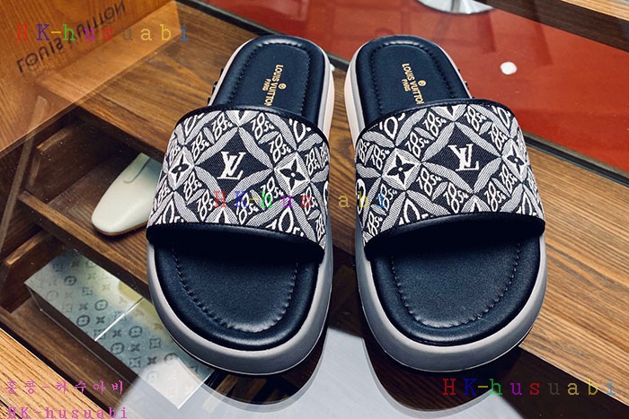 NEW 루이비통 샌들 신상 LV 724410