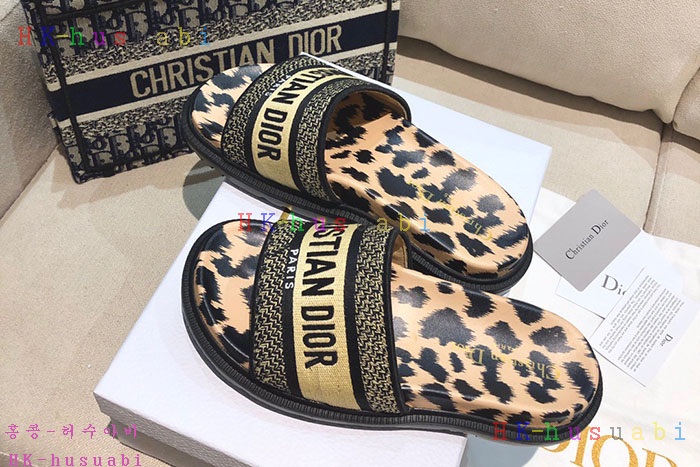 NEW 디올 슬리퍼 신상 DR 558280