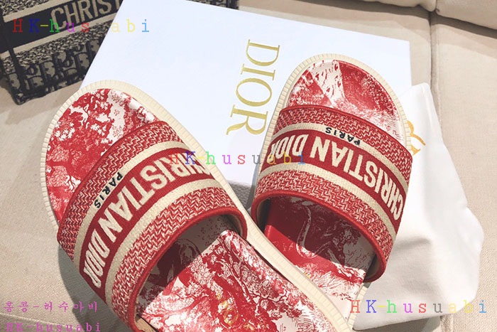 NEW 디올 슬리퍼 신상 DR 558281