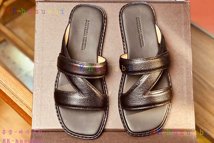 NEW 보테가베네타 샌들 신상 BV 8576635