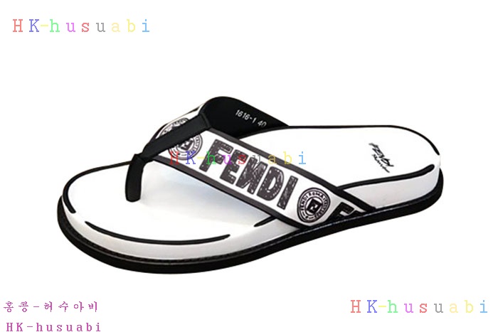 NEW 펜디 샌들 신상 FD 8576631
