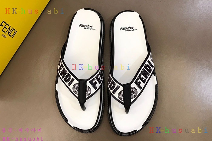 NEW 펜디 샌들 신상 FD 8576631