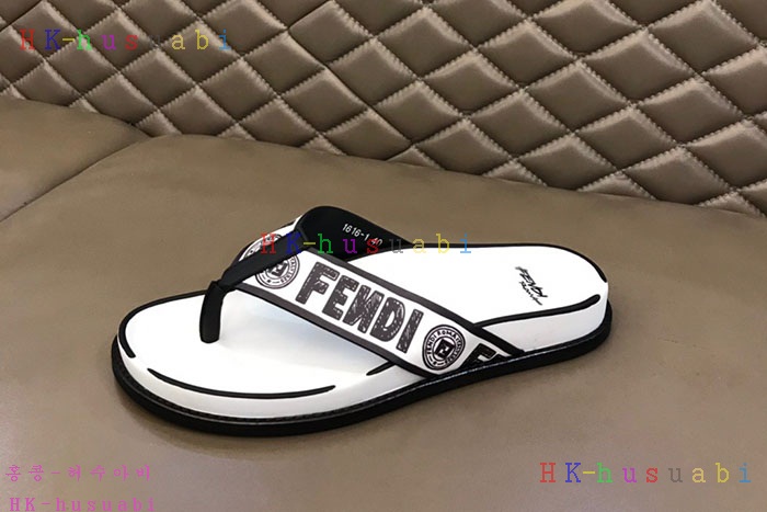 NEW 펜디 샌들 신상 FD 8576631
