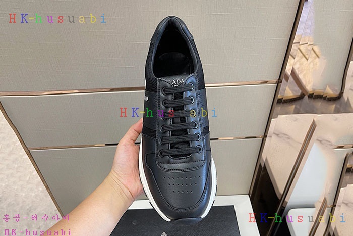 NEW 프라다 스니커즈 신상 P 335697