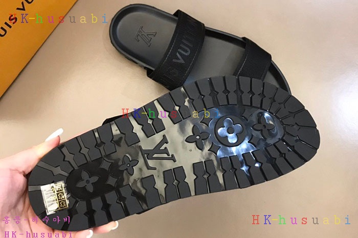 NEW 루이비통 샌들 신상 LV 728854