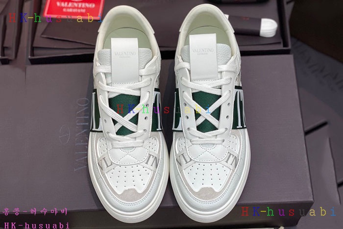 NEW 발렌티노 스니커즈 신상 V 23639
