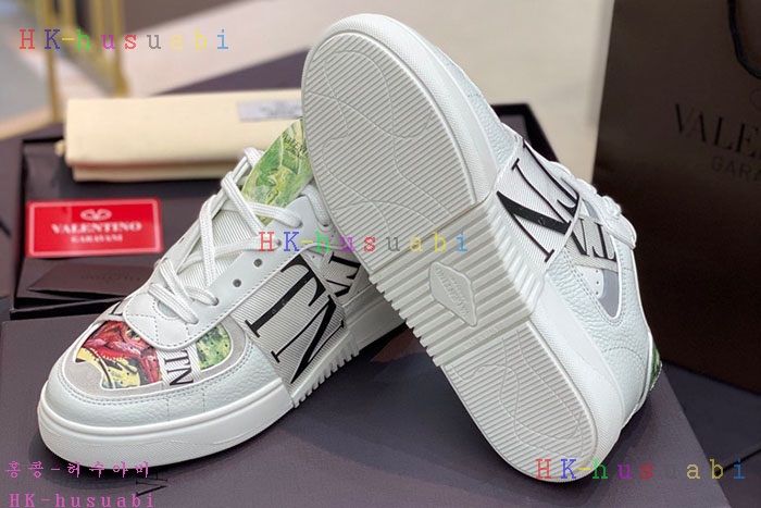 NEW 발렌티노 스니커즈 신상 V 23643