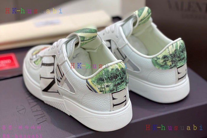 NEW 발렌티노 스니커즈 신상 V 23643