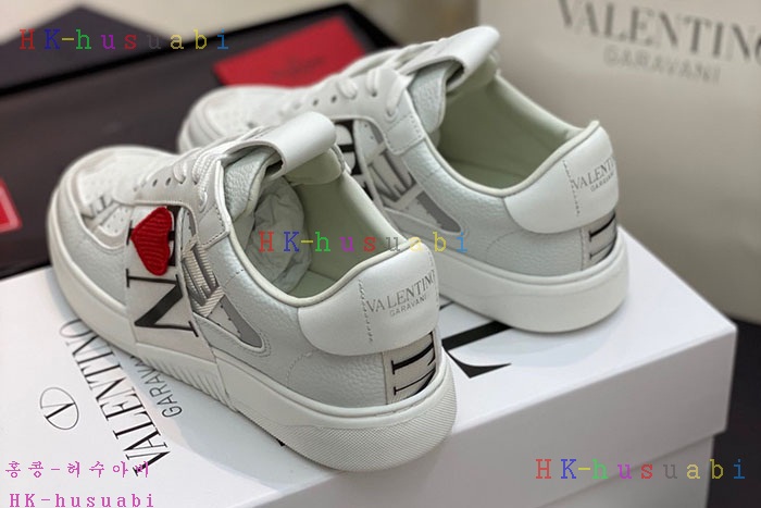 NEW 발렌티노 스니커즈 신상 V 23648