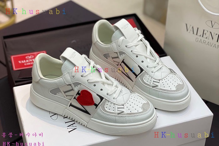 NEW 발렌티노 스니커즈 신상 V 23648