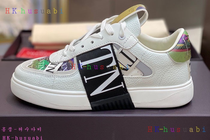 NEW 발렌티노 스니커즈 신상 V 23650