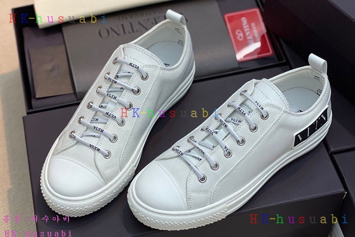 NEW 발렌티노 스니커즈 신상 V 236304