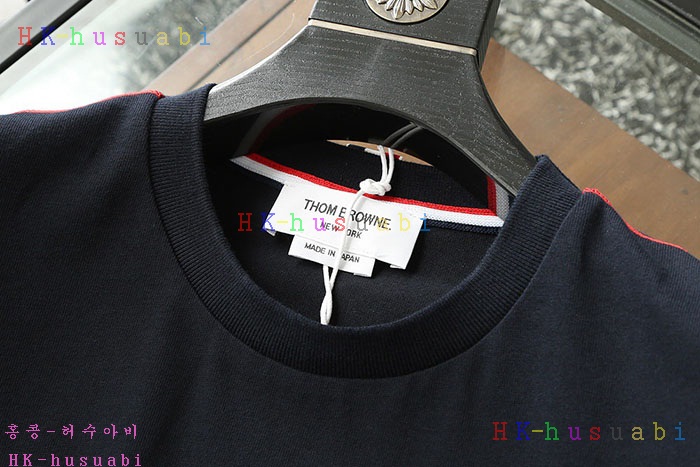 NEW 톰브라운 반팔티 신상 TB 2433303