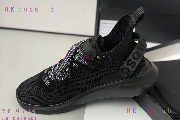 NEW 디스퀘어드 스니커즈 신상 D 588502