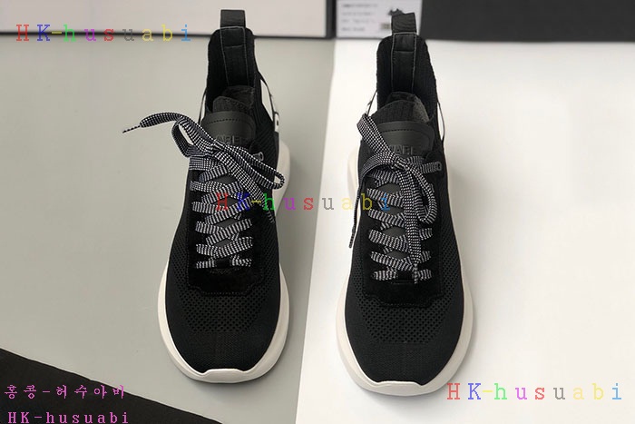 NEW 디스퀘어드 스니커즈 신상 D 588503