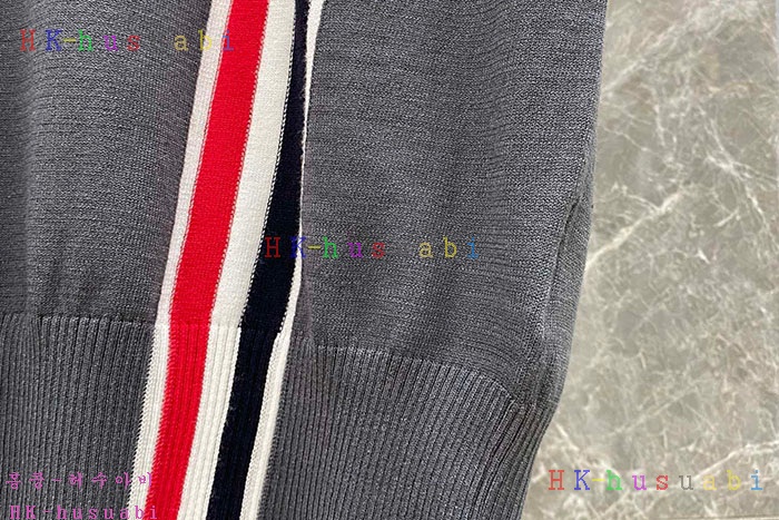 NEW 톰브라운 반팔티 신상 TB 369961