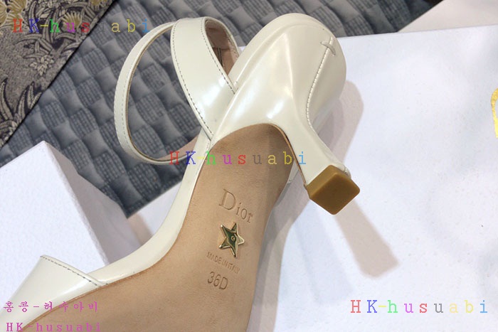NEW 디올 신발 신상 DR 725561