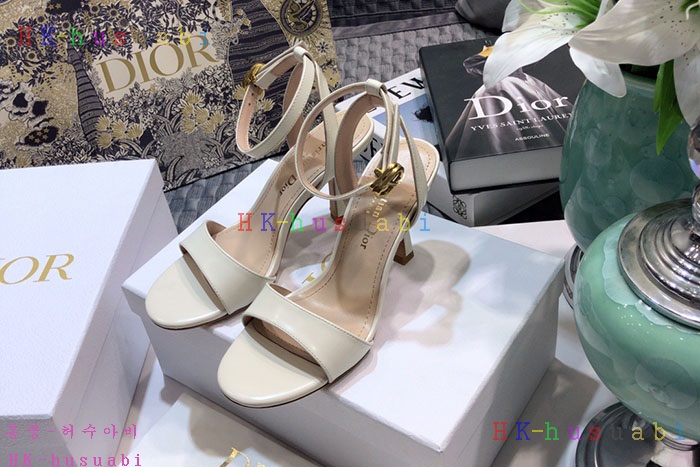NEW 디올 신발 신상 DR 725561