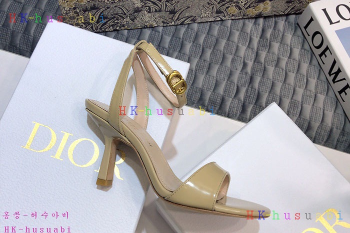 NEW 디올 신발 신상 DR 725563