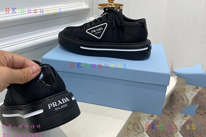 NEW 프라다 스니커즈 신상 P 757750