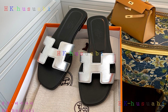 NEW 에르메스 샌들 신상 H 55252279